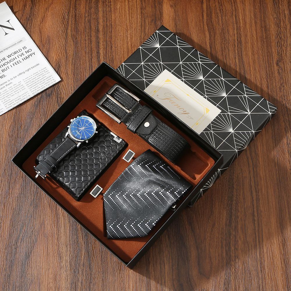 Gift Set with Tie