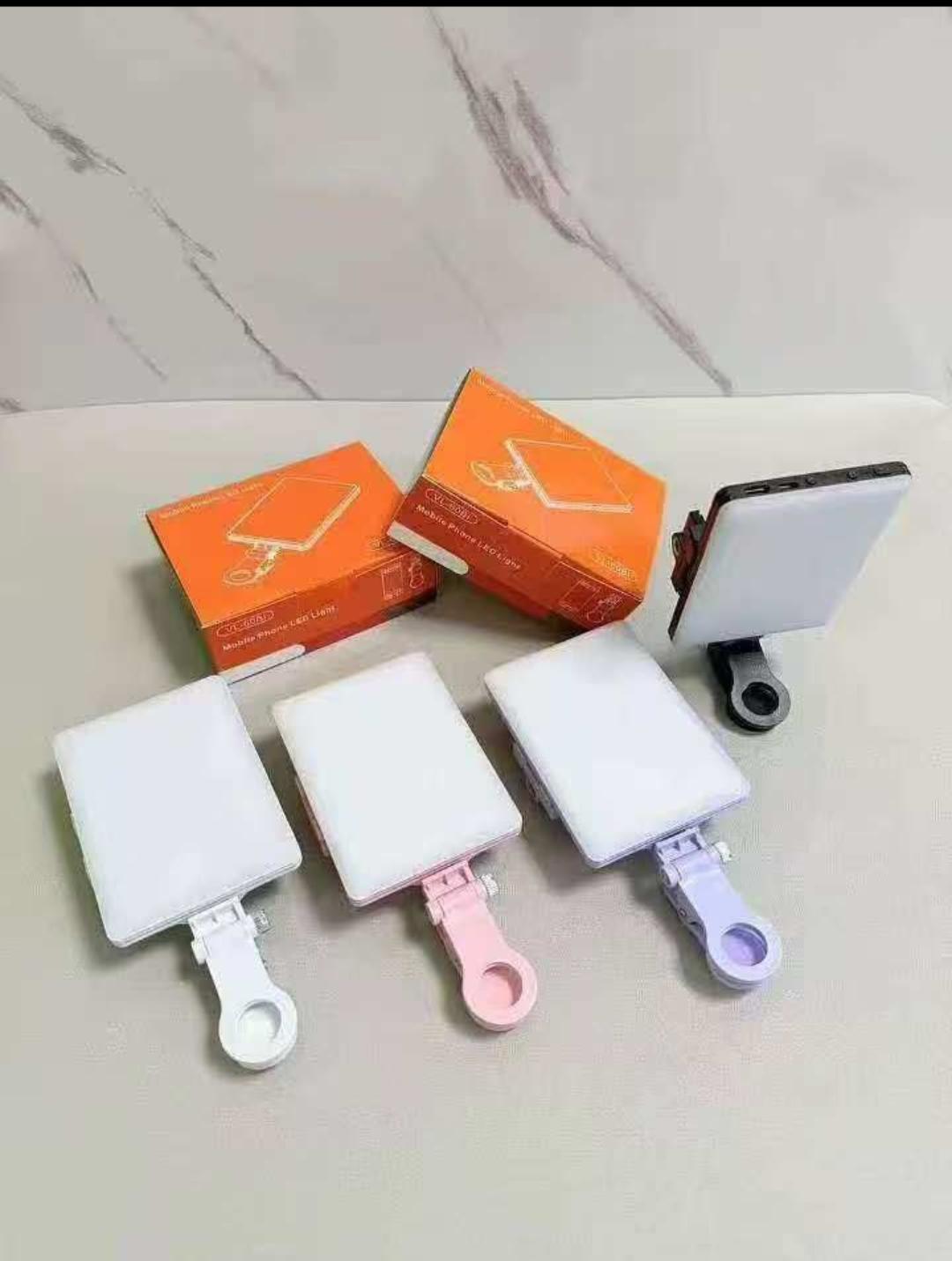 VL influencer mobile phone light